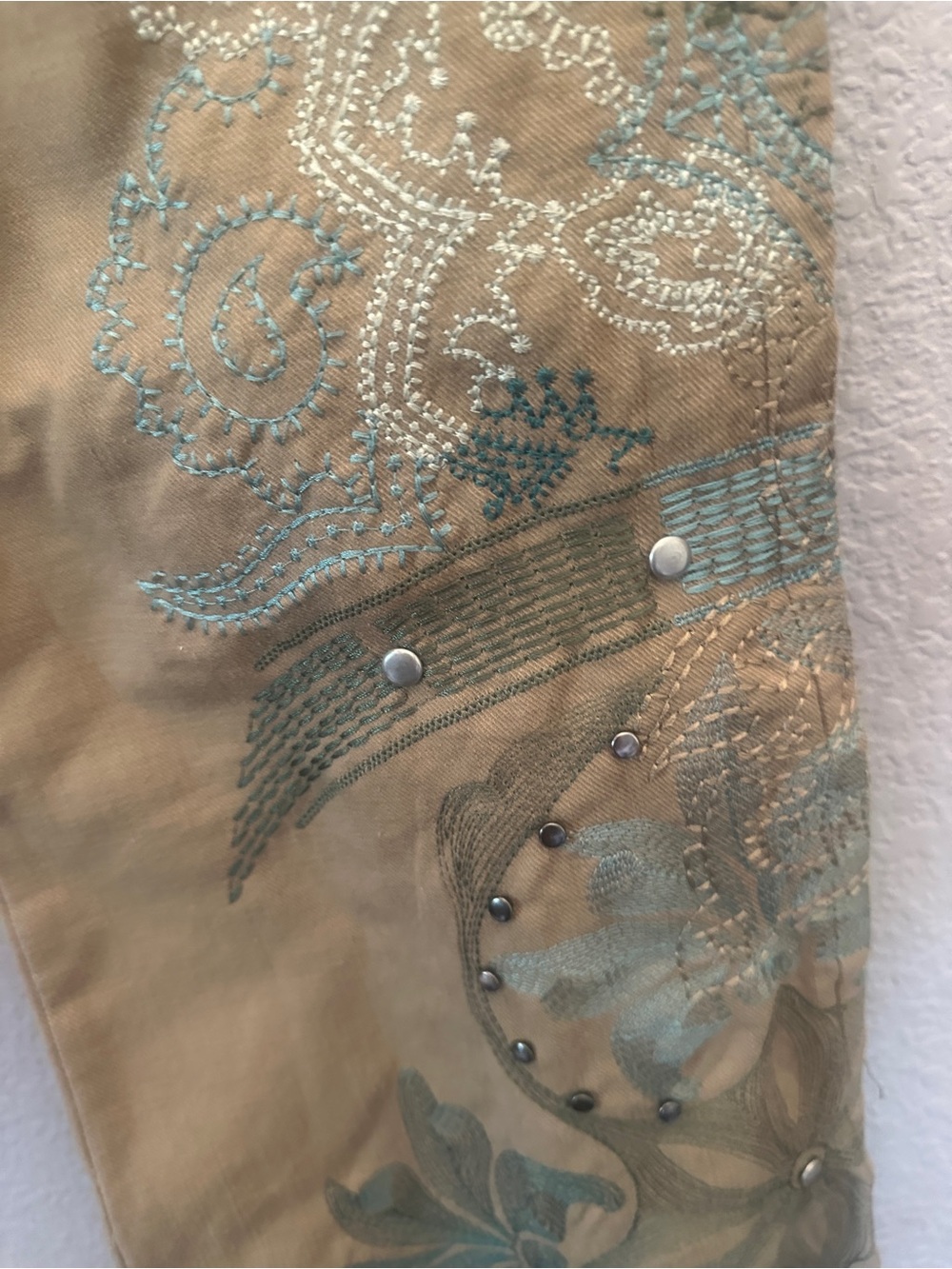Tan Embroidered Wide-Leg Jeans with Paisley Detail - Picture 6 of 10